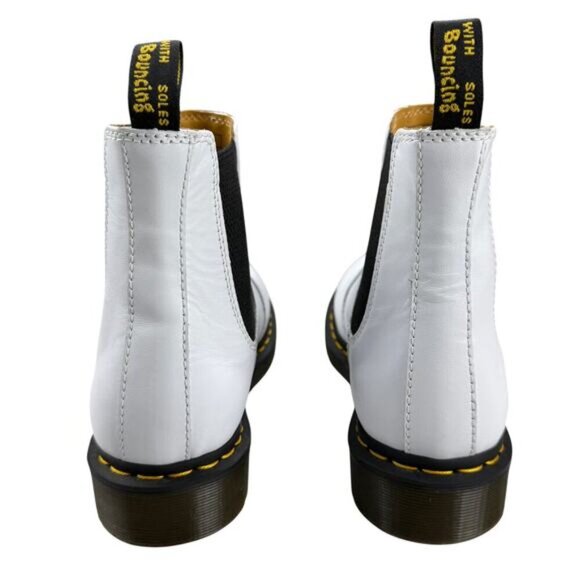 NWOT DR. MARTEN 2976 Yellow Stitch Smooth Leather Chelsea Boots Women US 11 - Picture 7 of 14